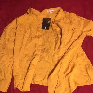 womens mustard yellow shirt size medium brand new!